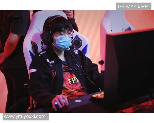 CSGO巨献：深入解析FPX战队的战术与技术创新之路